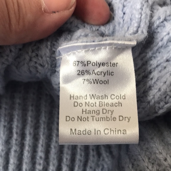all : row light blue sweater in very good used condition. 🍀 - Picture 7 of 9